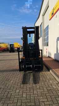 Sähkö - 4 pyör 2025  HC (Hangcha) CPD30-XEY2HA-SI (2)