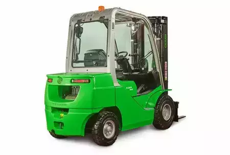 Chariots élévateurs diesel 2025  Cesab M330DV (1)