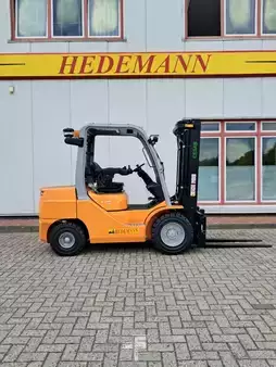 Dieselový VZV 2025 Cesab M330DV (1)