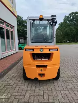 Dieselový VZV 2025  Cesab M330DV (5)