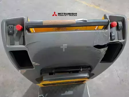 Horizontal Order Pickers  Unicarriers PPD200S (5)