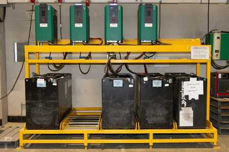 Andet - Unicarriers Batterie Wechsel System 5 Fach (1)