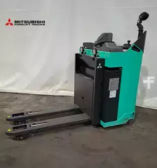 VZV s plošinou pro řidiče 2025 Mitsubishi PBR30N2 (1)