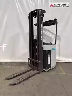 Seitenstapler 2018  Unicarriers 160SDTFV580XSN - 3245 Std. (2)