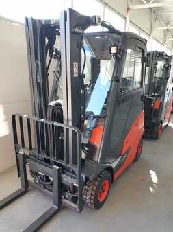 Propane Forklifts 2023  Linde H20T-01 (2) 