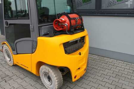 Jungheinrich TFG 425 GE