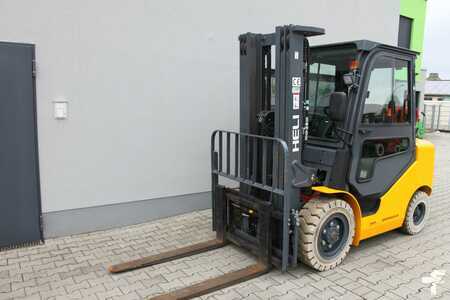 LPG Forklifts 2022  Heli CPYD35-KU1H (1)