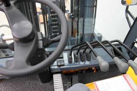 Elektro čtyřkolový VZV 2023 Heli CPD100-GA2LI (4)