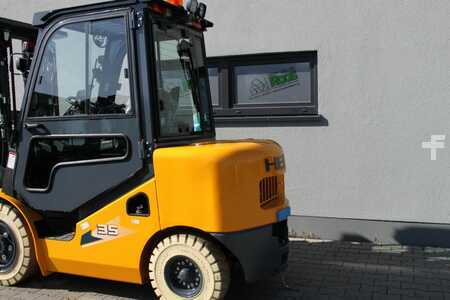 Dieselový VZV 2022 Heli CPCD35-KU20H (2)