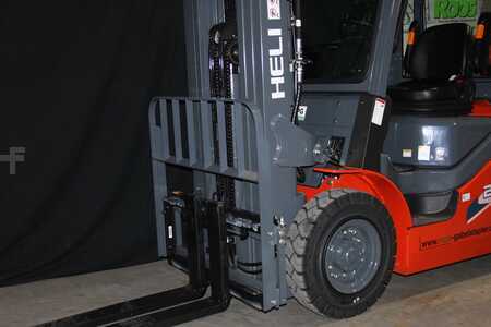 LPG VZV 2022 Heli CPYD25-KU1H (2)