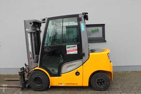 Dieselový VZV 2016 Jungheinrich DFG 430s 470DZ (1)