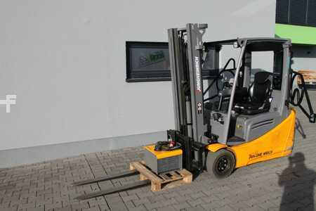 Elektro tříkolové VZV 2020 Jungheinrich EFG 220 G 115 330ZZ (1)