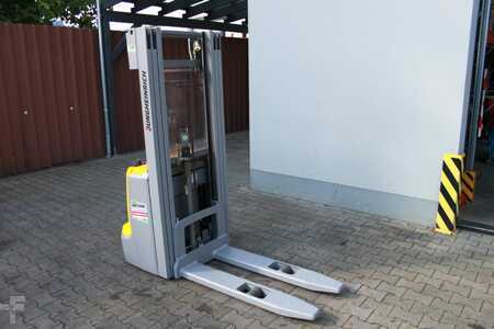 Hochhubwagen 2020  Jungheinrich EJC 112Li 115 430 DZ (3)