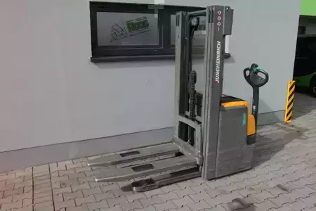 Pallet Stackers 2021  Jungheinrich EJC 214 115 430DZ (1)