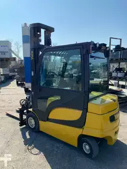 Eléctrico - 4 rodas 2021  Yale ERP35VL (2)