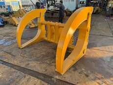 Caterpillar CAT 950 log forks clamp