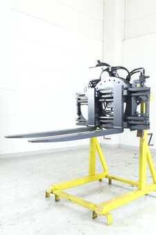 Fork positioners 2019 Kaup 2T496BZ (1)