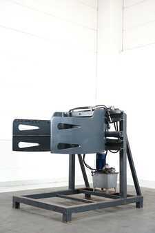 Bale clamp 2011  Kaup 3T 413 (1)