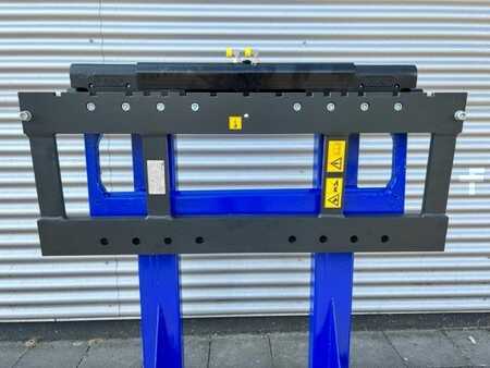 Boční posuvy 2025 Kaup 4T151P2 (1)