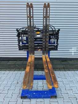 Dvojité paletové vidlice 2019 SH Anbaugeräte P7-DPG 3.0 (1)