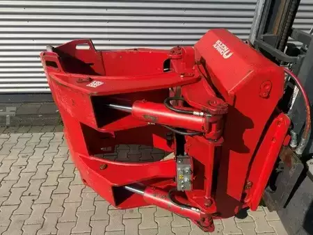 Paper roll clamps, 360° rotating  Bolzoni TRA-500NE (1)