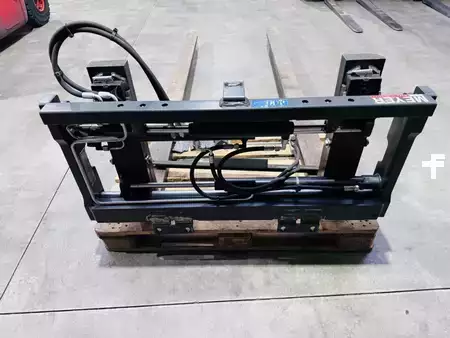 Fork positioners 2015  Meyer 6-2606G-Z mit Gabelzinken 2400mm (4)