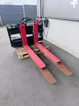 Pinces à fourches 2017  Durwen PGK 48-S GL: 1300 oder 1900mm (1)