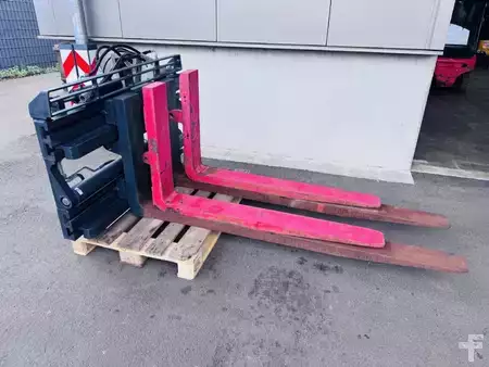 Pinces à fourches 2017  Durwen PGK 48-S GL: 1300 oder 1900mm (2)