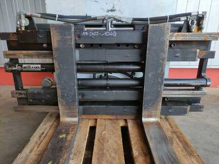 Fork clamps 2017  Kaup T 411 (6)