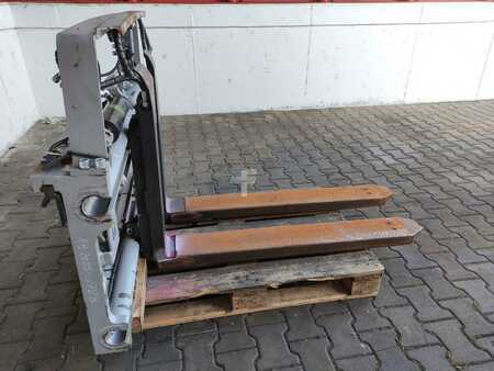 Zinkenverstellgerät 2020  Durwen RZV-S-TGZ45 1200 (mit hydraulischen Schubgabeln) (3)