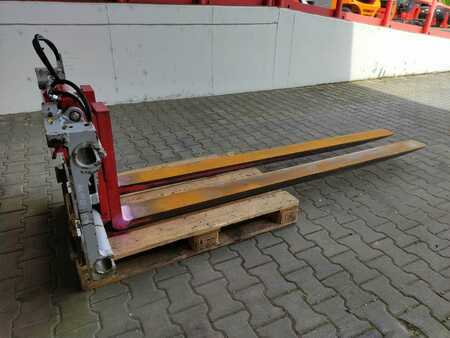 Fork positioners 2017  Durwen RZV 35 GS (3)