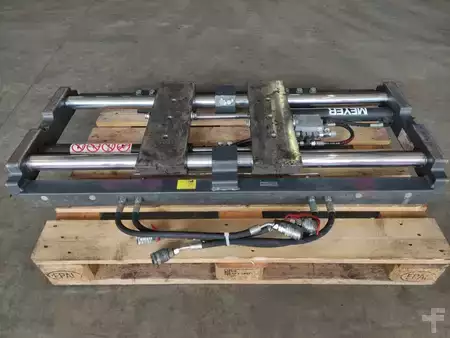 Haarukoiden asetinlaite 2019  Meyer 6-2510G-Z (4)