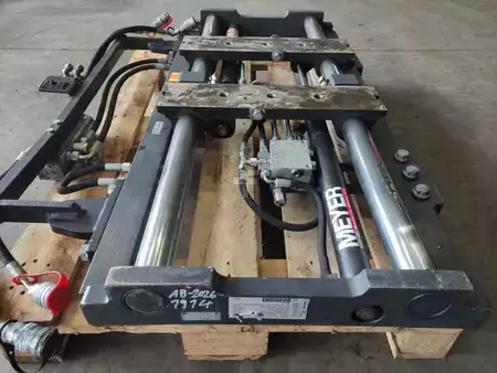 Haarukoiden asetinlaite 2019  Meyer 6-2506G-T (2)