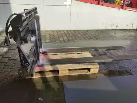 Haarukoiden asetinlaite 2019  Durwen ZVP 30-S (2)