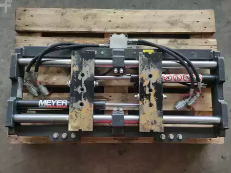 Fork positioners 2019  Meyer 6-2504G-Z (1)