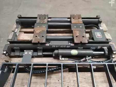 Haarukoiden asetinlaite 2020  Durwen RZV 25 S (5)