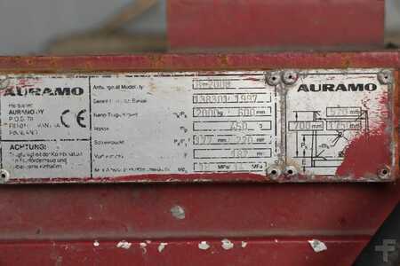 Čelisti na balíky 1997  Auramo B-200B (3)