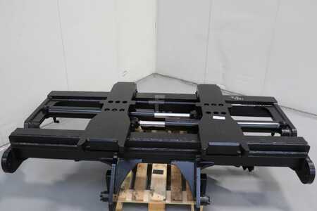 Accessories - Hyster Fork Carriage 16t (NEW) (3)