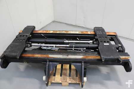 Accessories - Hyster Fork Carriage 16t (NEW) (3)