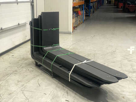 Gafler  [div] 200 x 70 x 1800 4A (3)