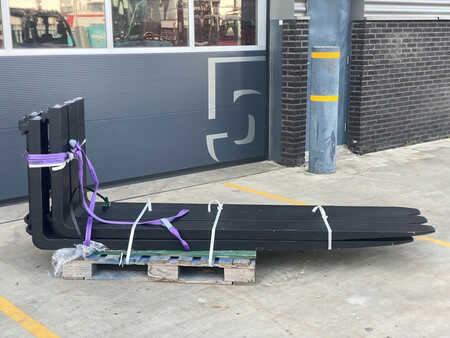 Gafler  [div] 200 x 70 x 2400 4A (5)