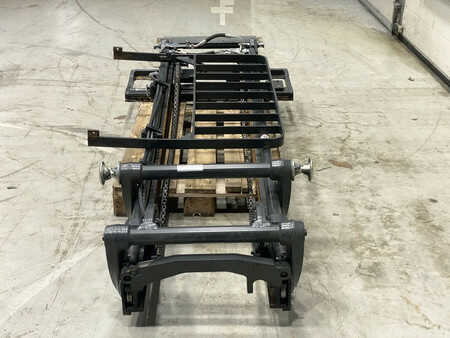 *** muut välineet *** - Mast Linde mast M1521 4050mm (2)