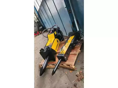*** Autres *** 2024  Soosan Hammer SQ43 (430kg) Auto Lub (7)