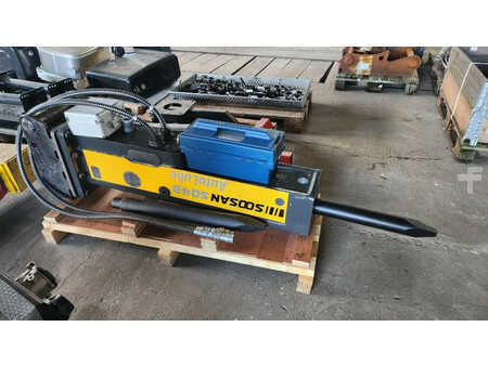 *** Andre enheter *** 2024 Soosan Hammer SQ43 (430kg) Auto Lub (4)