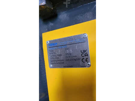 *** Ostatní *** 2024  Soosan Hammer SQ43 (430kg) Auto Lub (5)