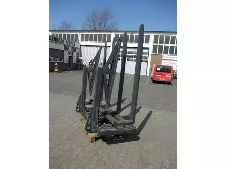 Pinze a forche - SH Anbaugeräte Palettenwendeklammer P6-HBK-2,5 drehbar (2)