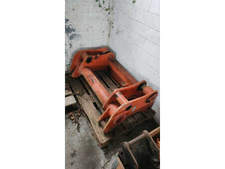 *** Ostatní *** - Atlas VOLVO Schnellwechsler L45/L50 für Atlas AR105e (3)