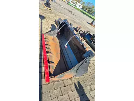 *** other devices *** - Palettengabeln - Ladeschaufeln(VOLVO-L30-Aufnahme) (3)