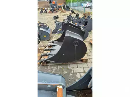 *** Pozostałe *** 2026  OilQuick Tieflöffel 1.000 mm für OilQuick OQ45-5 (3)