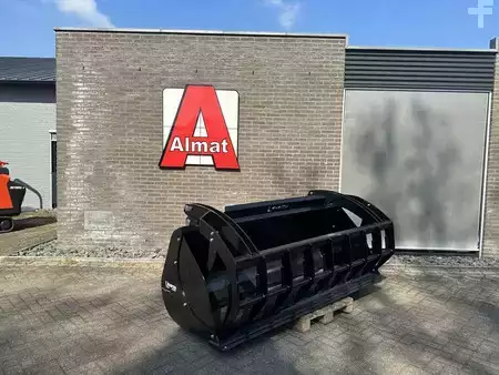 *** Overige *** 2026  Manitou BG 2450/1700 WE Klembak (1)